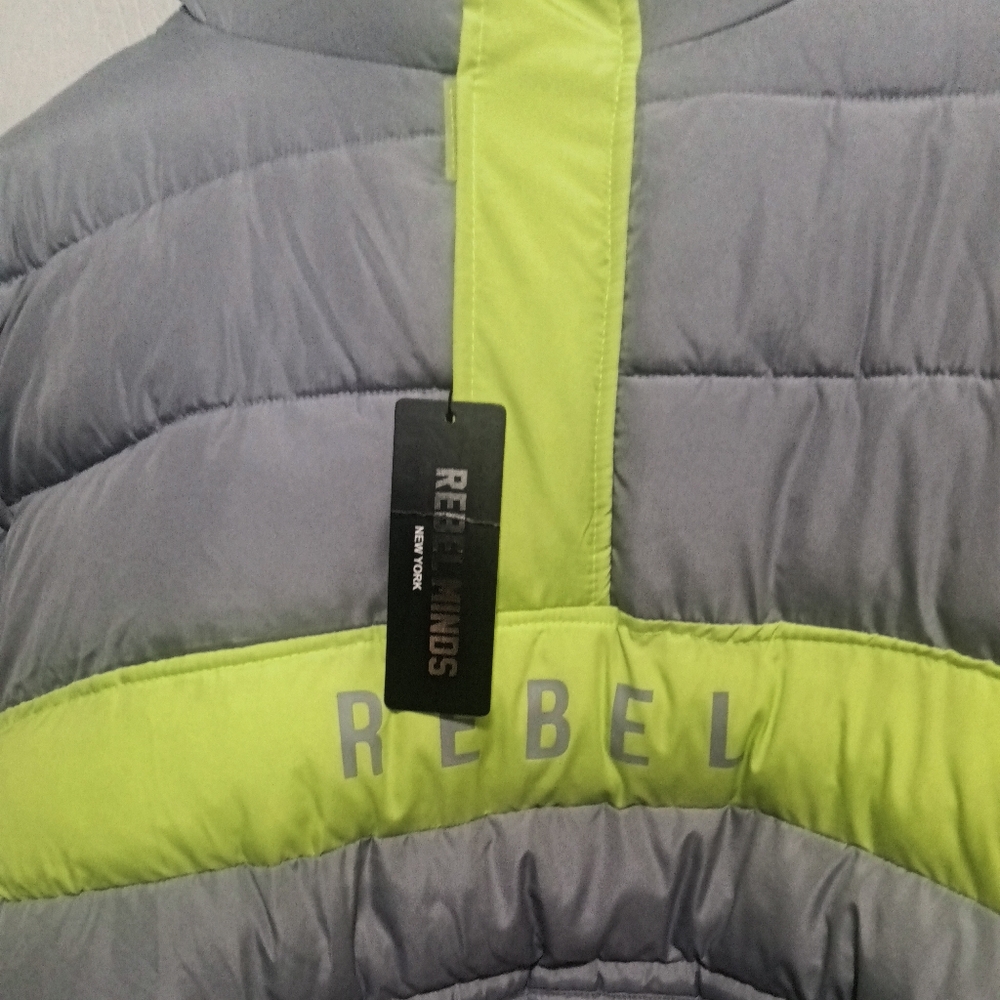 Mens Gray Puffer Jacket with Neon Accent - Picture 4 of 4
